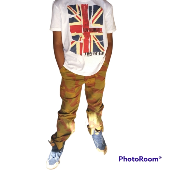 Boys Ben Sherman  Printed Tees - Picture 4 of 4